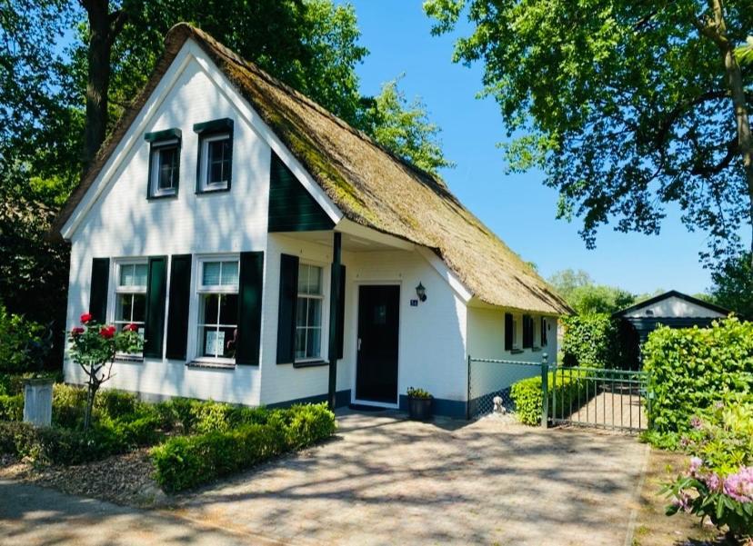 Vakantiehuis Villa 56 Heel Экстерьер фото